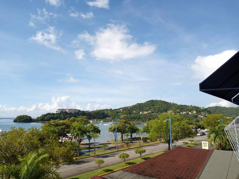 Indy'S Best Bay Frontview In Samana. エクステリア 写真