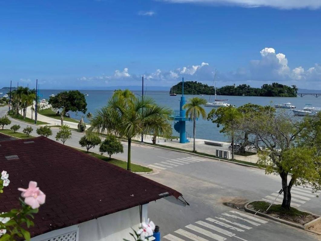Indy'S Best Bay Frontview In Samana. エクステリア 写真